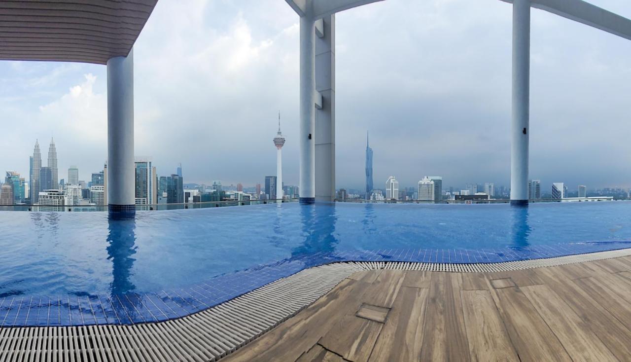 Lx 39A Balcony Klcc View 1 Bedroom Infinity Pool Kuala Lumpur Esterno foto